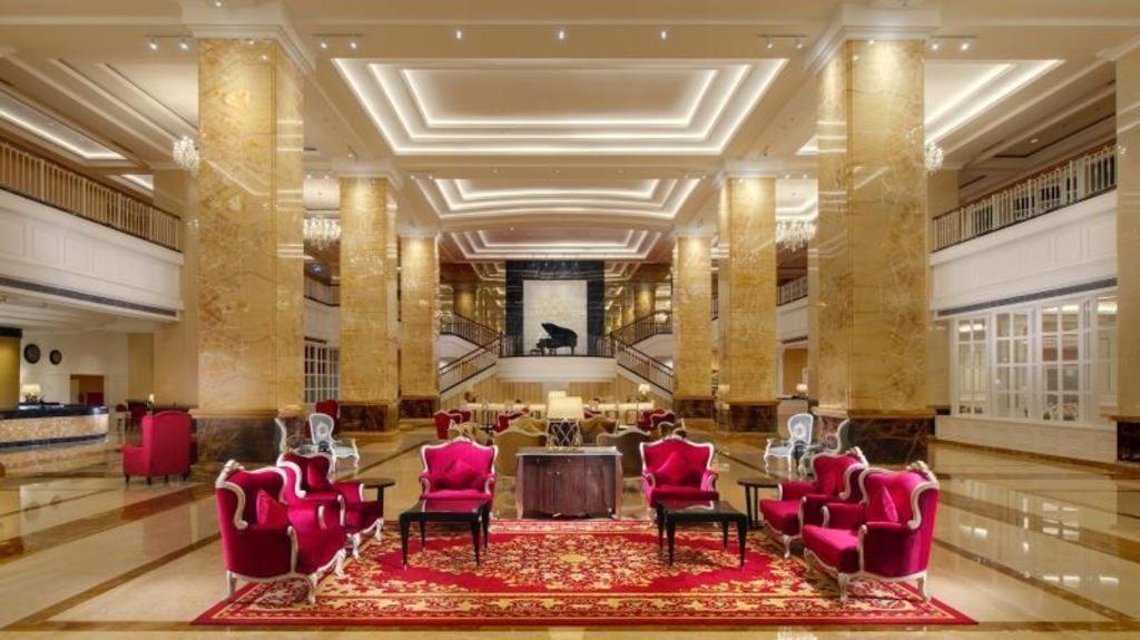 Adimulia Hotel Μεντάν Εξωτερικό φωτογραφία