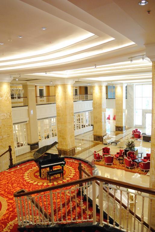 Adimulia Hotel Μεντάν Εξωτερικό φωτογραφία